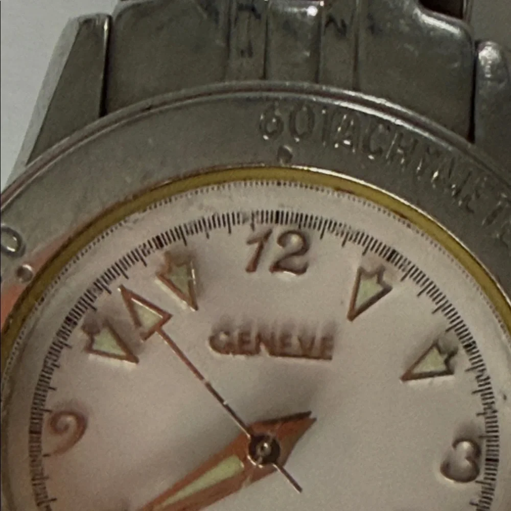 Vintage Geneve Stainless Steele Water Resistant Watch New Battery Swiss Quartz